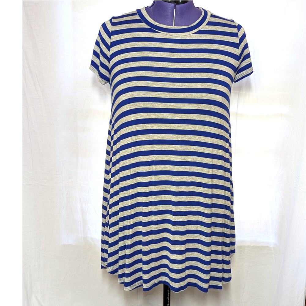 Ginger G Women/Junior's Gray/Navy Striped T-Shirt Dress. Size M. Pre-Owned
